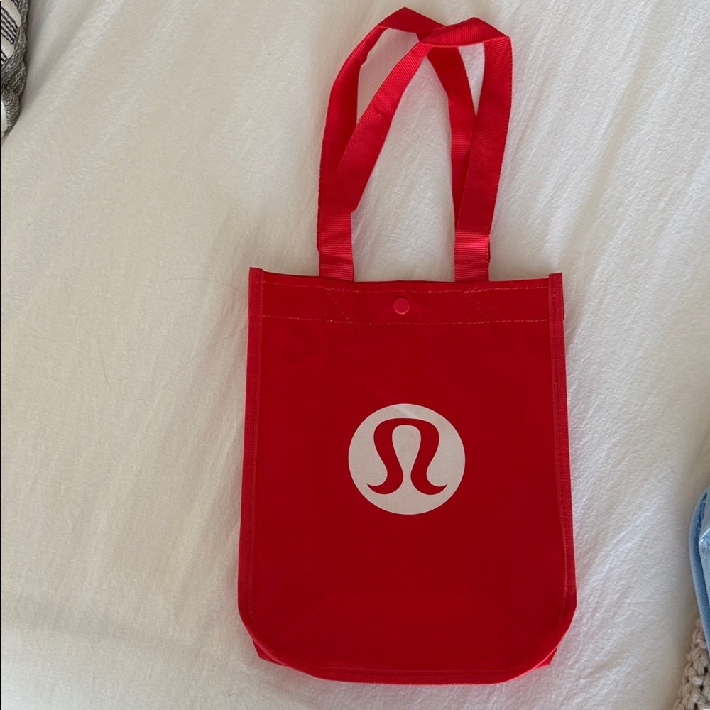 lululemon athletica Red and Light Blue Tote Bags - Picture 2 of 3